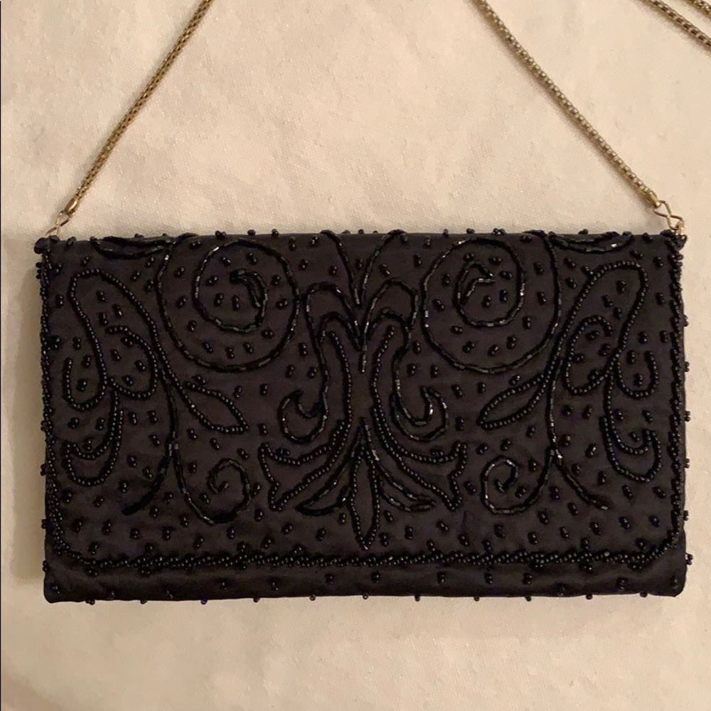 Le Regale evening bag with chain EUC!!!